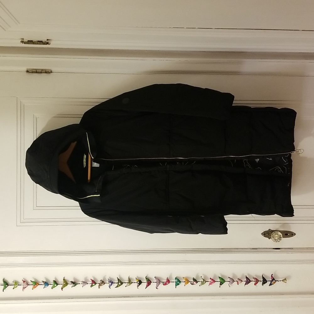 Bench Urbanwear Winter Parka Size:Medium Color: Black